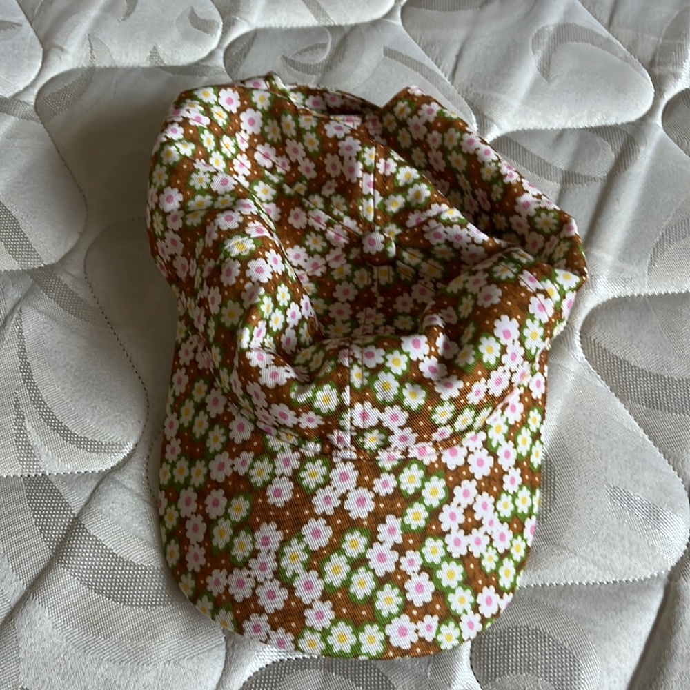 Floral Tory Burch hat